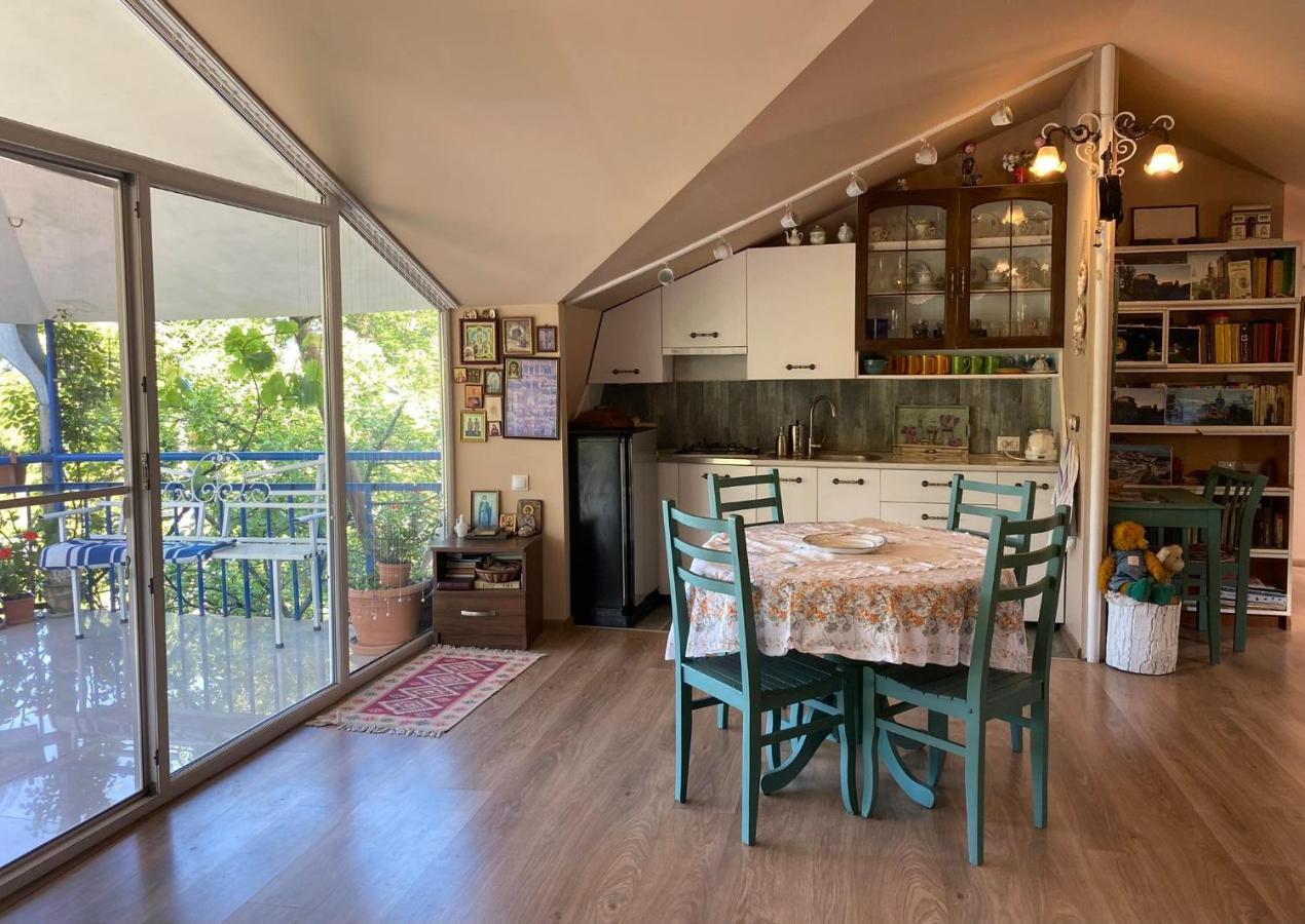 Nino'S Veranda Apartment Telawi Zewnętrze zdjęcie